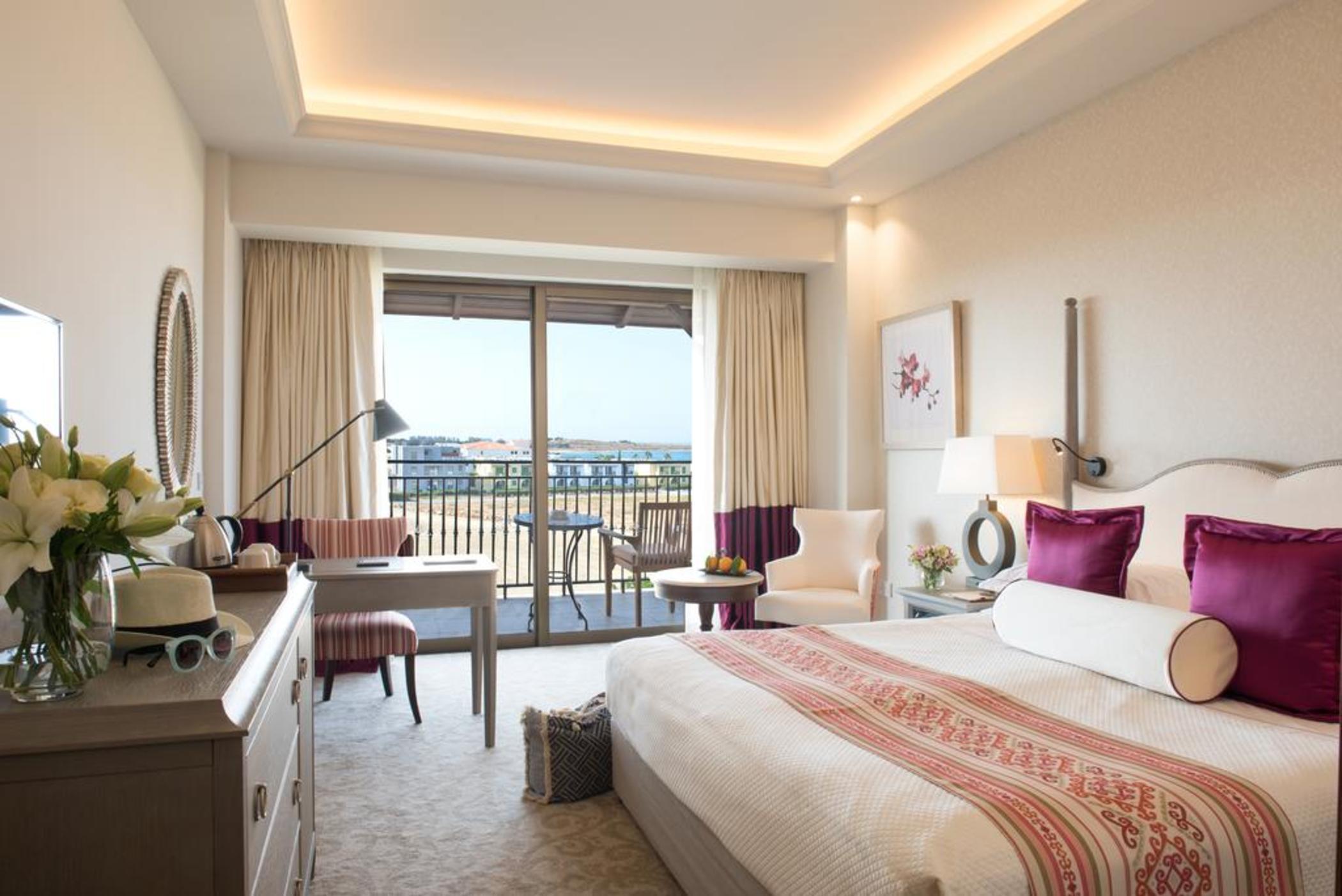 极乐豪华酒店 Paphos 外观 照片 Deluxe room